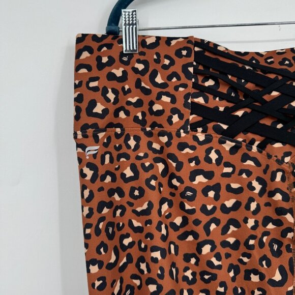 Fabletics Powerhold 1X 2X Leggings Ankle Length Women's Size Medium Leopard - Picture 9 of 10
